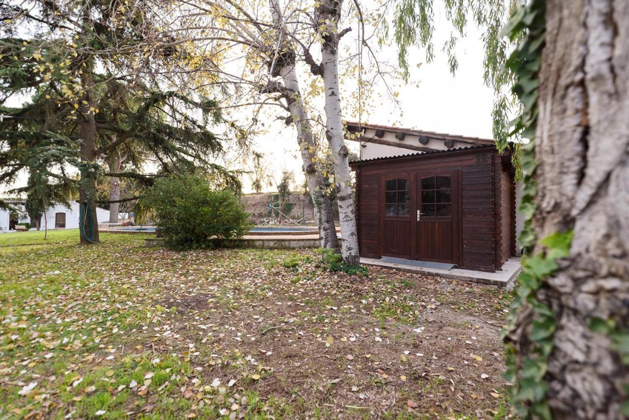 Masia Can Manent Del Bosc S XVIII Santa Eulalia de Ronsaná Exterior photo