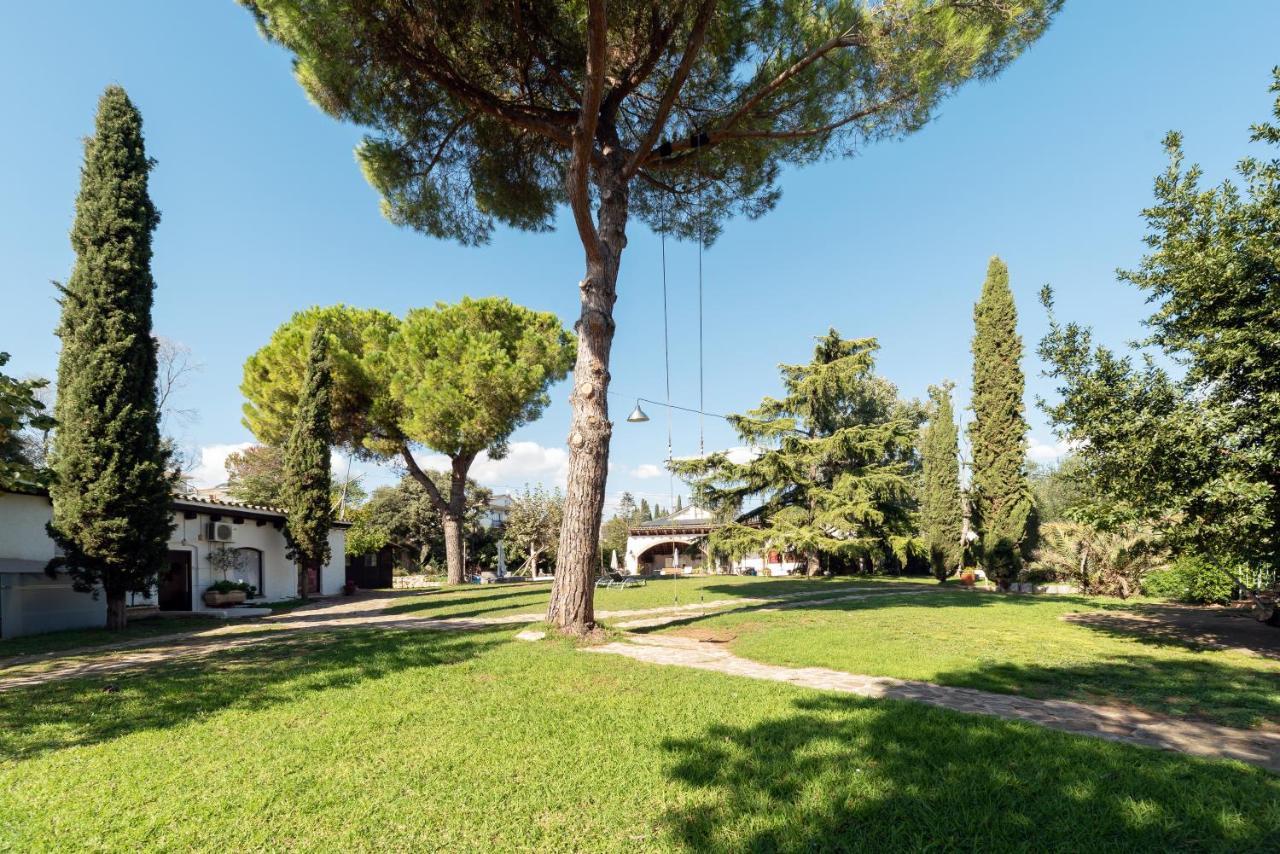 Masia Can Manent Del Bosc S XVIII Santa Eulalia de Ronsaná Exterior photo